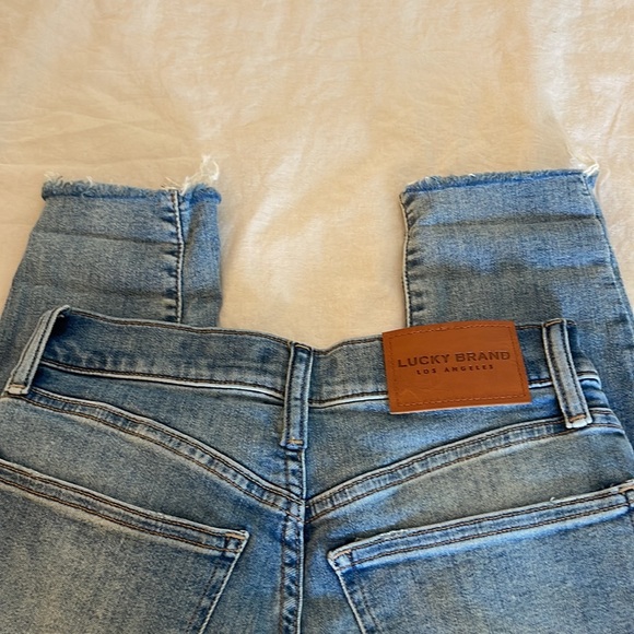 Lucky Brand size 27 (4) ankle length high rise skinny - Picture 5 of 8
